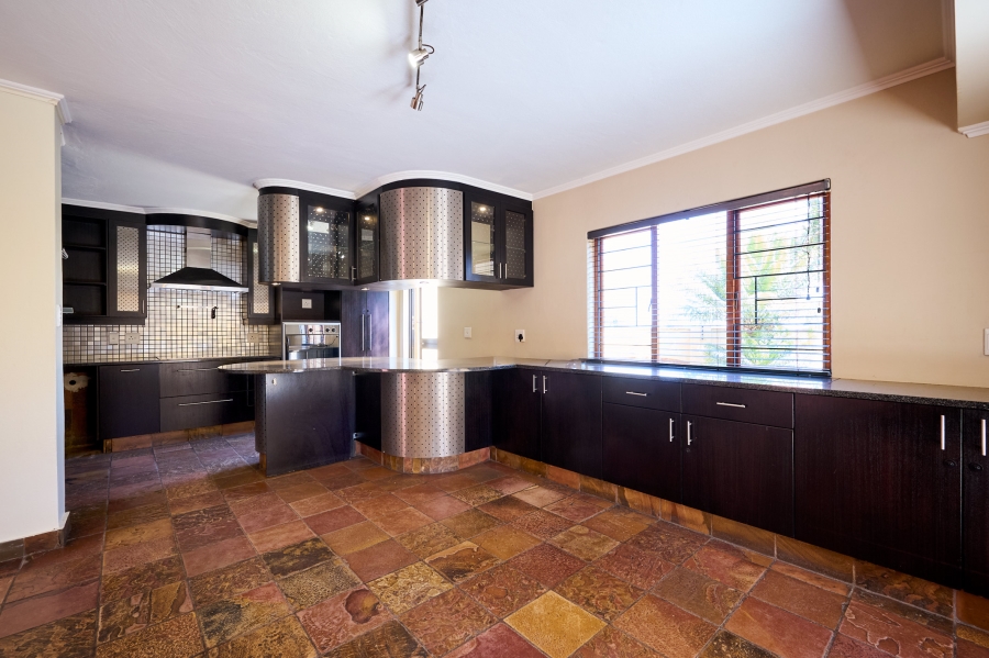 4 Bedroom Property for Sale in Erand Gardens Gauteng