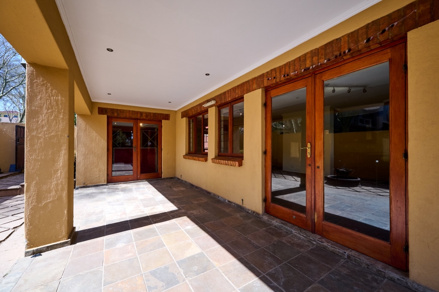 4 Bedroom Property for Sale in Erand Gardens Gauteng