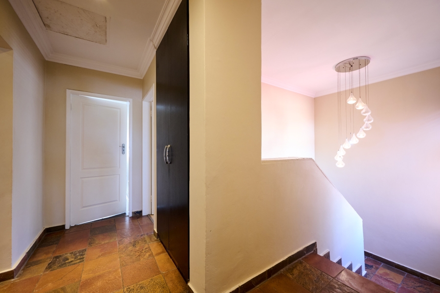 4 Bedroom Property for Sale in Erand Gardens Gauteng