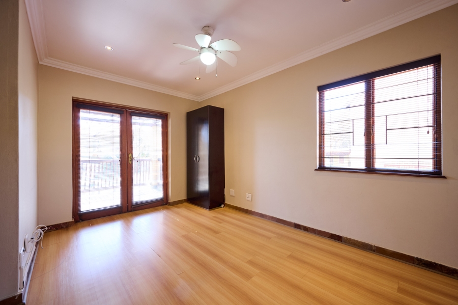 4 Bedroom Property for Sale in Erand Gardens Gauteng