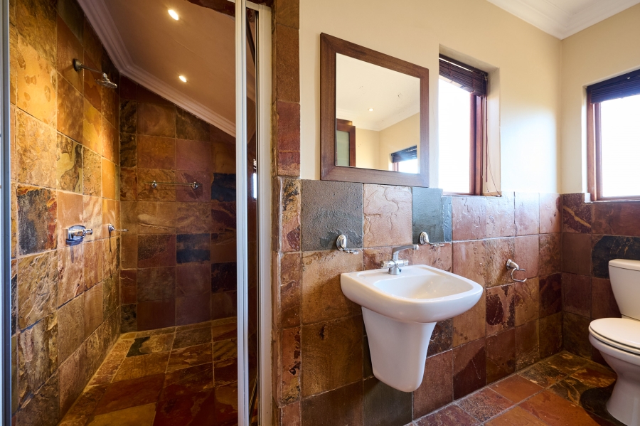 4 Bedroom Property for Sale in Erand Gardens Gauteng