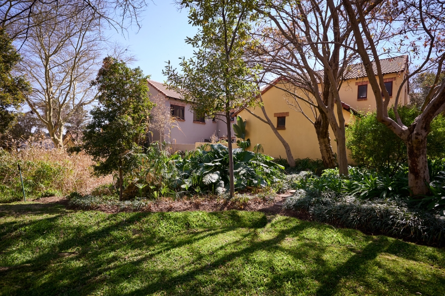 4 Bedroom Property for Sale in Erand Gardens Gauteng