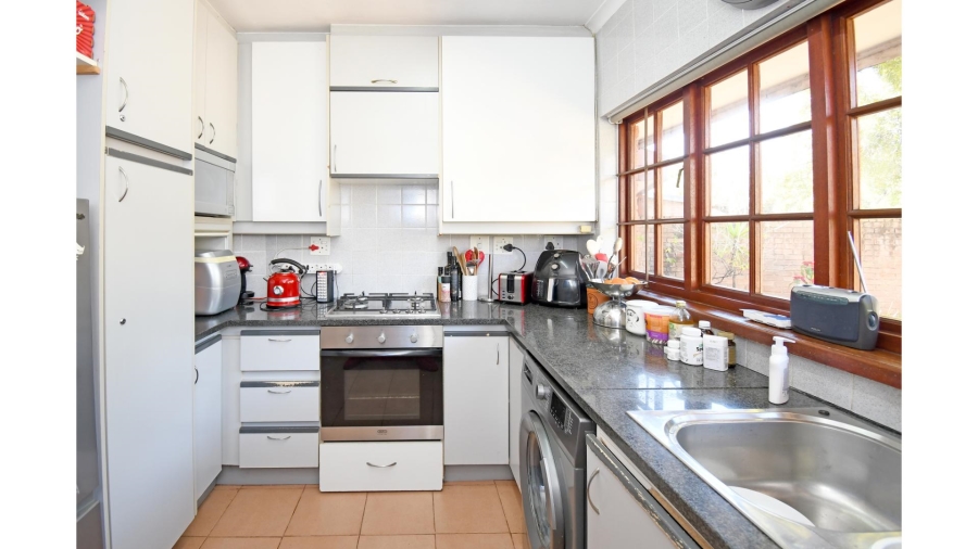 5 Bedroom Property for Sale in Glenferness Gauteng