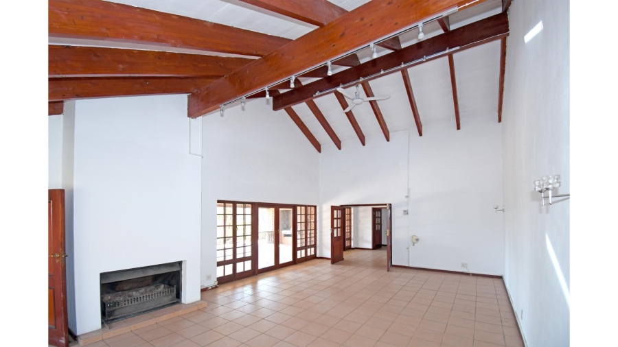 5 Bedroom Property for Sale in Glenferness Gauteng