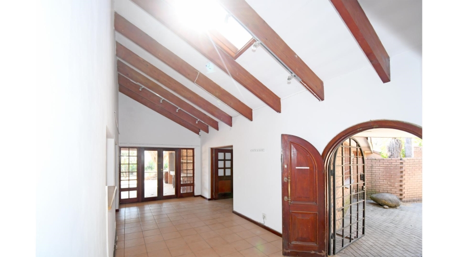 5 Bedroom Property for Sale in Glenferness Gauteng