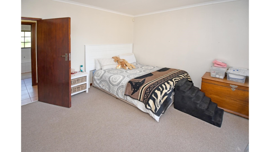 5 Bedroom Property for Sale in Glenferness Gauteng