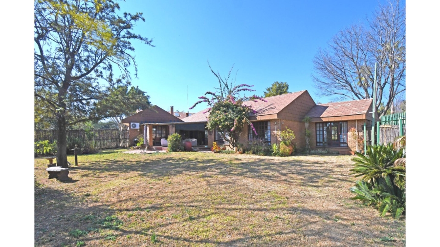 5 Bedroom Property for Sale in Glenferness Gauteng