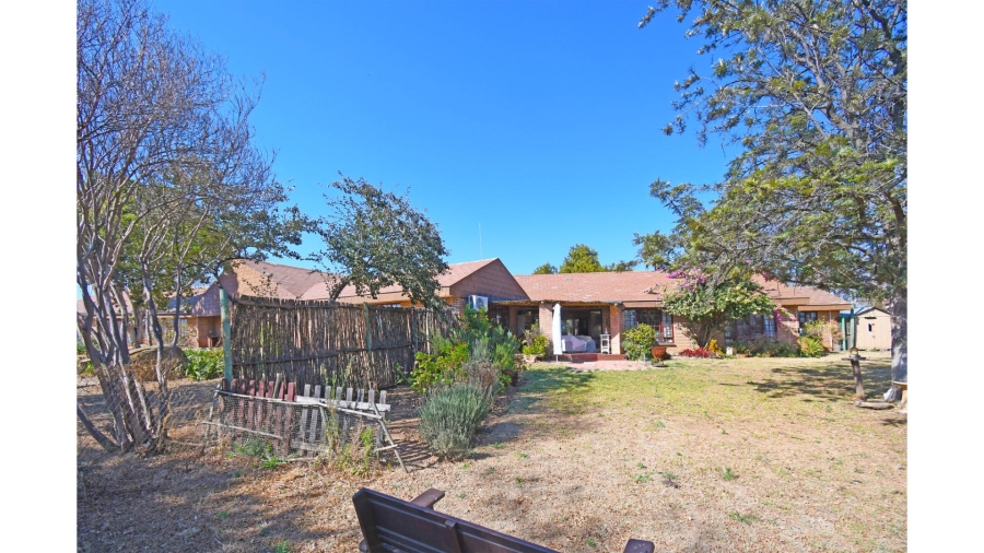 5 Bedroom Property for Sale in Glenferness Gauteng