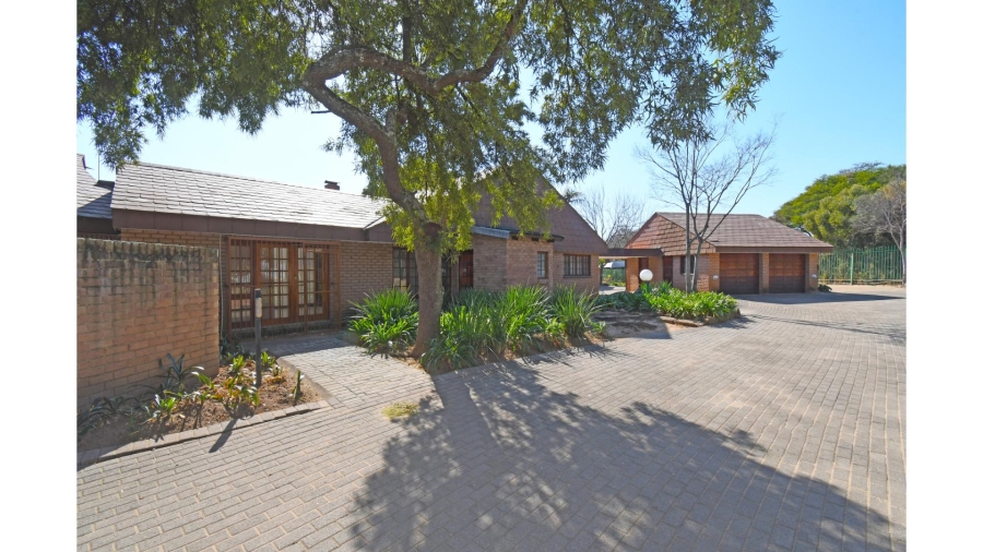 5 Bedroom Property for Sale in Glenferness Gauteng