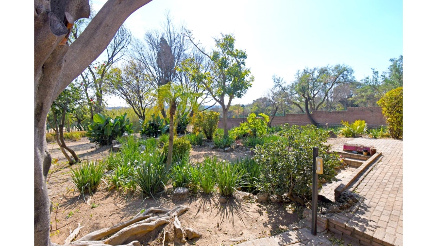 5 Bedroom Property for Sale in Glenferness Gauteng