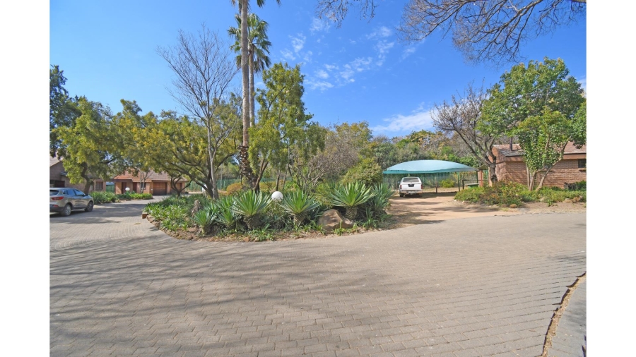 5 Bedroom Property for Sale in Glenferness Gauteng