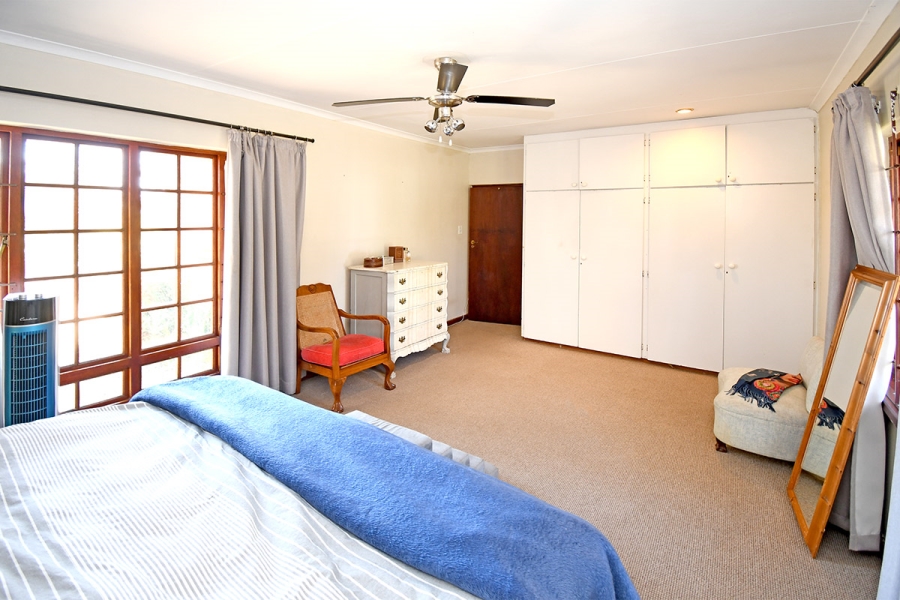 5 Bedroom Property for Sale in Glenferness Gauteng