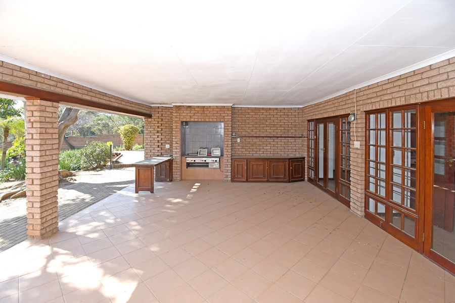 5 Bedroom Property for Sale in Glenferness Gauteng