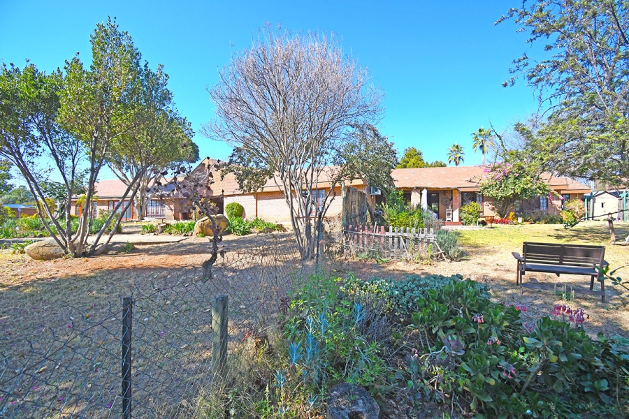 5 Bedroom Property for Sale in Glenferness Gauteng