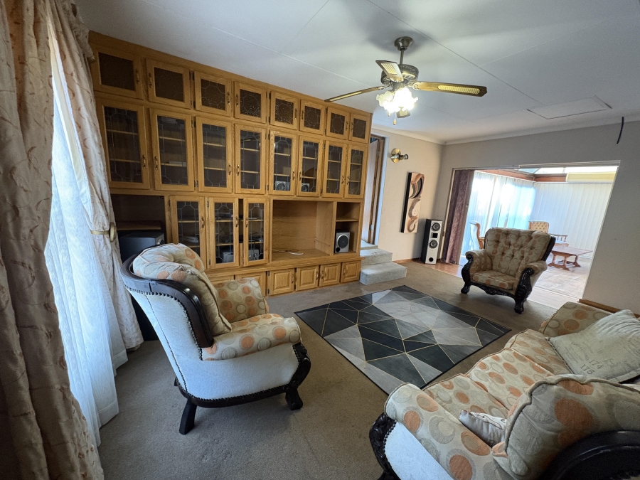 4 Bedroom Property for Sale in Theresa Park Gauteng
