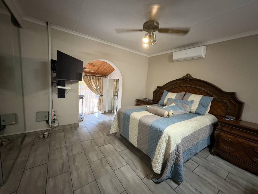 4 Bedroom Property for Sale in Theresa Park Gauteng