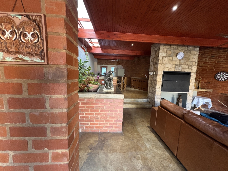 4 Bedroom Property for Sale in Theresa Park Gauteng