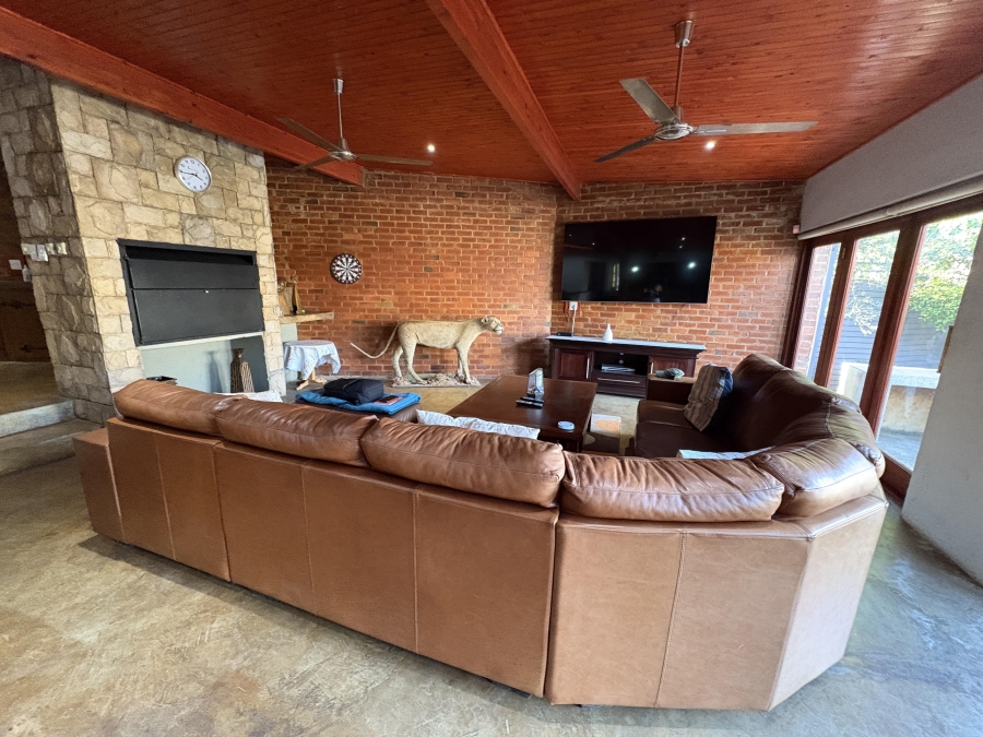 4 Bedroom Property for Sale in Theresa Park Gauteng