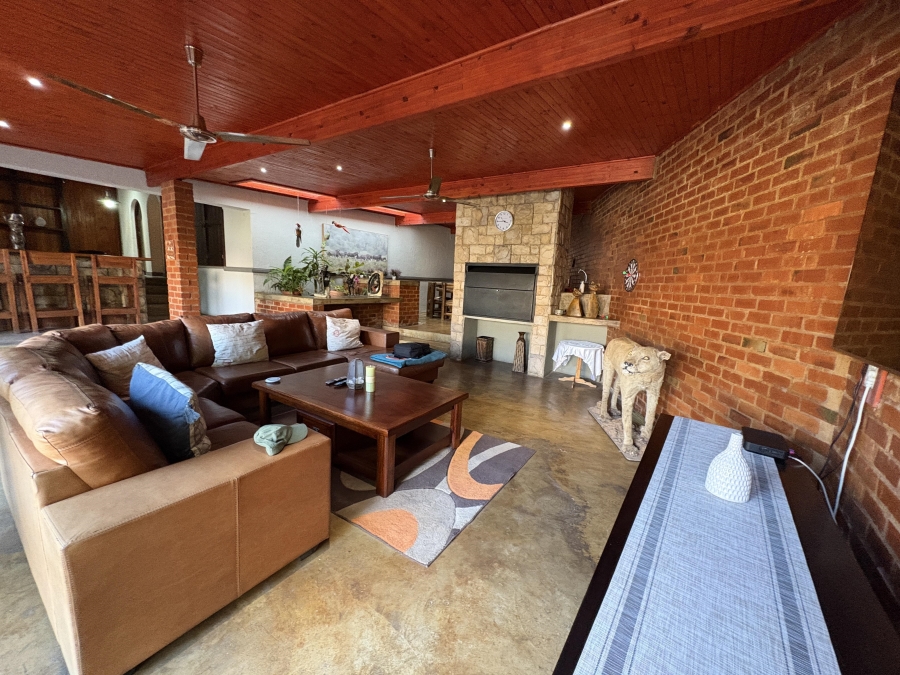 4 Bedroom Property for Sale in Theresa Park Gauteng