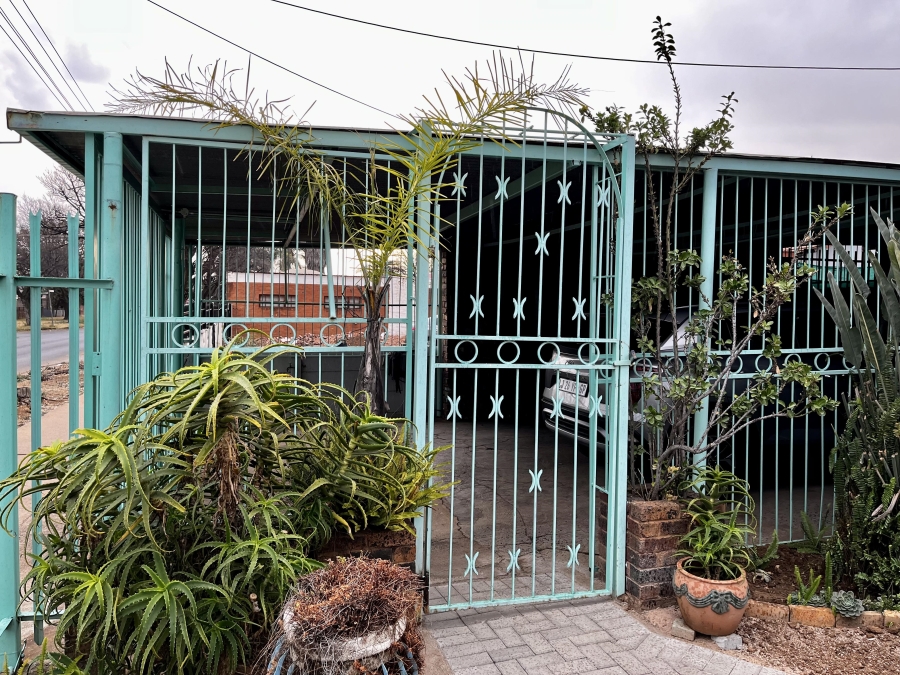 4 Bedroom Property for Sale in Danville Gauteng