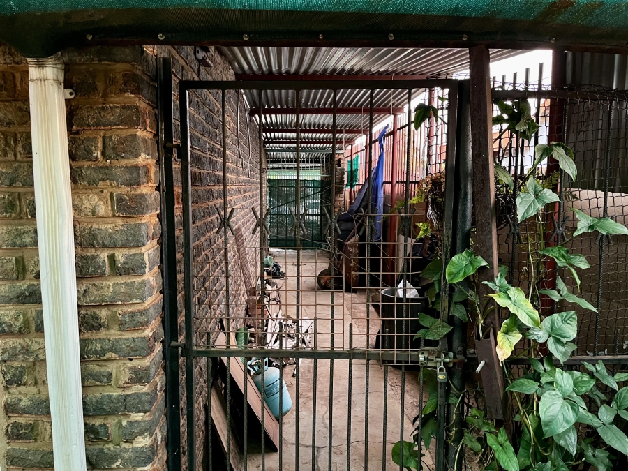 4 Bedroom Property for Sale in Danville Gauteng