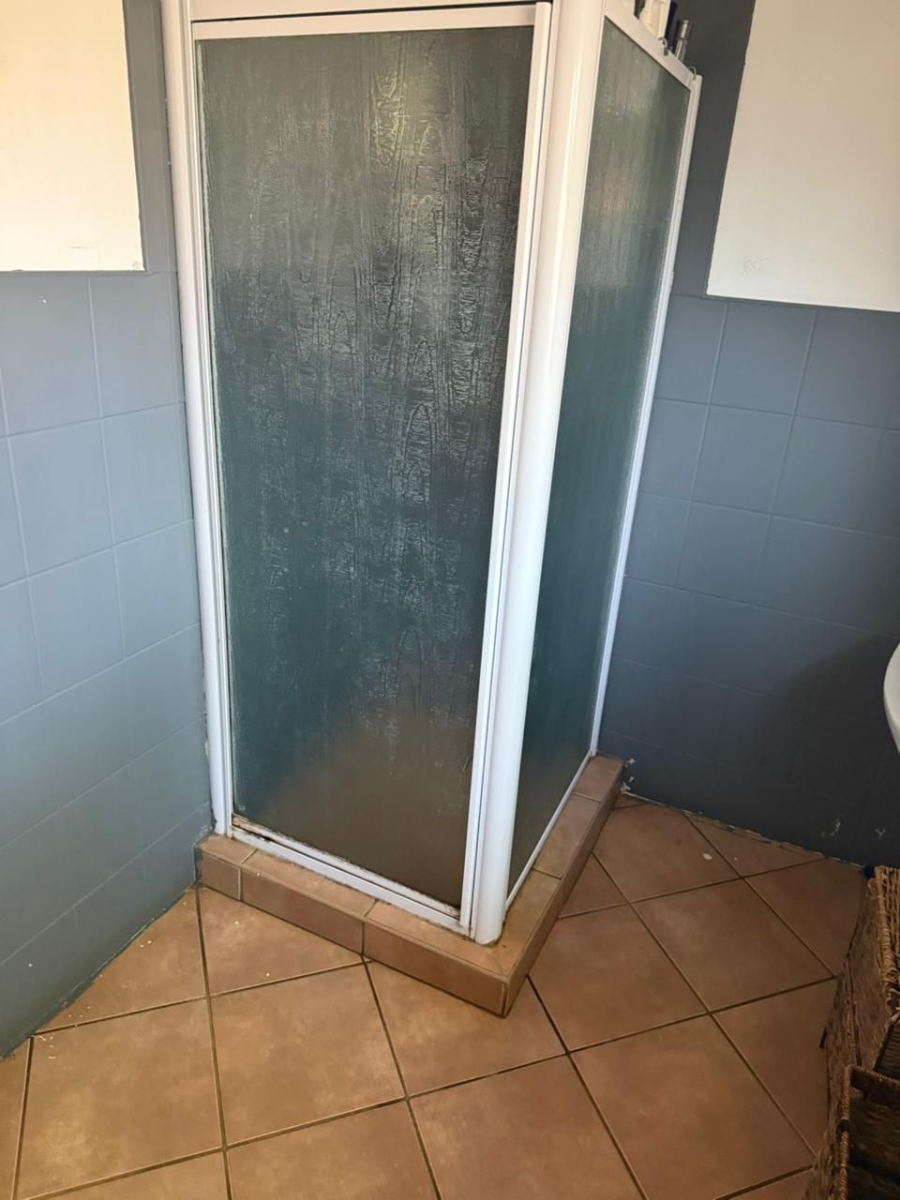 5 Bedroom Property for Sale in Pierre Van Ryneveld Gauteng