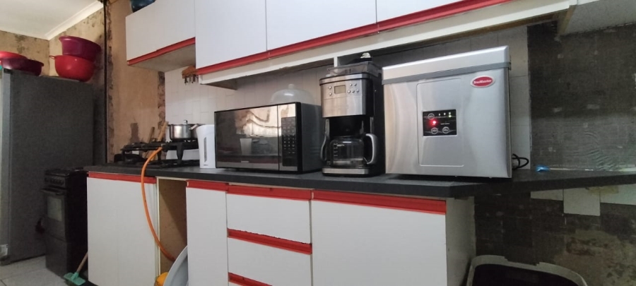 3 Bedroom Property for Sale in Hillside Gauteng