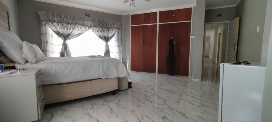 3 Bedroom Property for Sale in Hillside Gauteng