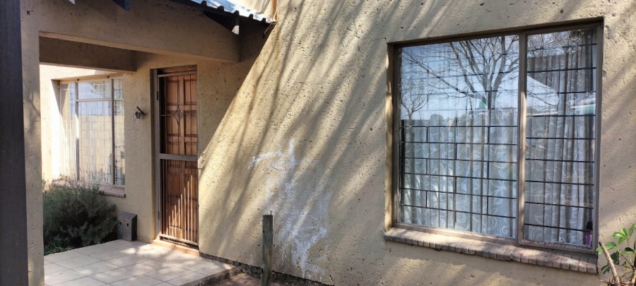 3 Bedroom Property for Sale in Hillside Gauteng