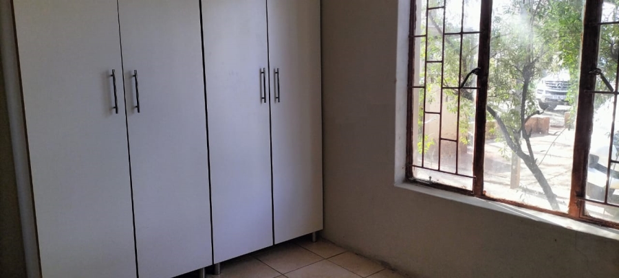 3 Bedroom Property for Sale in Hillside Gauteng