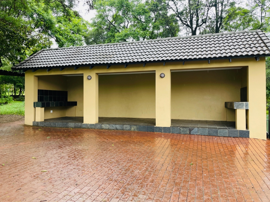 To Let 2 Bedroom Property for Rent in Jackal Creek Golf Estate Gauteng