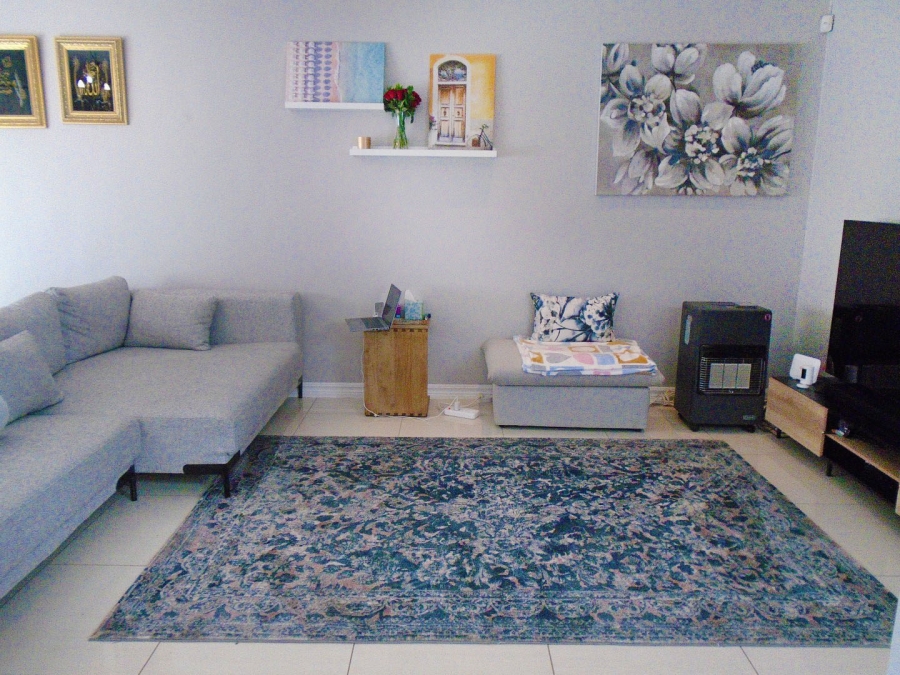 2 Bedroom Property for Sale in Strathavon Gauteng