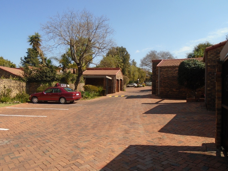 2 Bedroom Property for Sale in Strathavon Gauteng