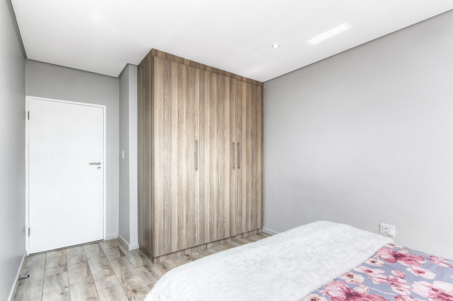 4 Bedroom Property for Sale in Crowthorne AH Gauteng