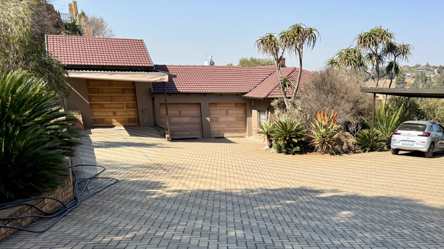 3 Bedroom Property for Sale in Kenmare Gauteng