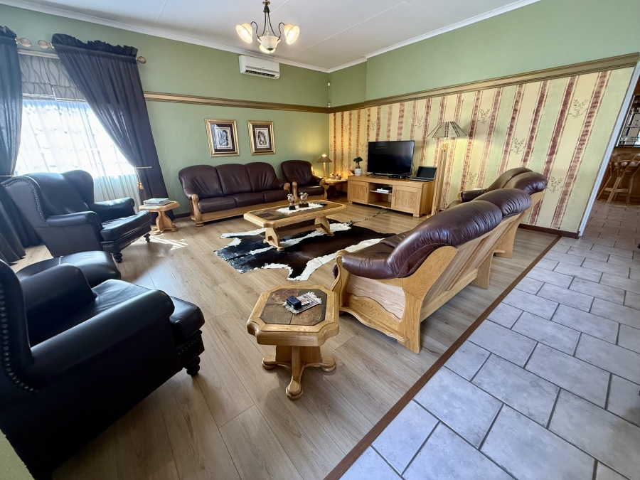 3 Bedroom Property for Sale in Kenmare Gauteng
