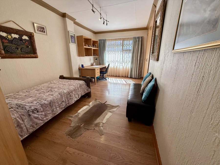 3 Bedroom Property for Sale in Kenmare Gauteng