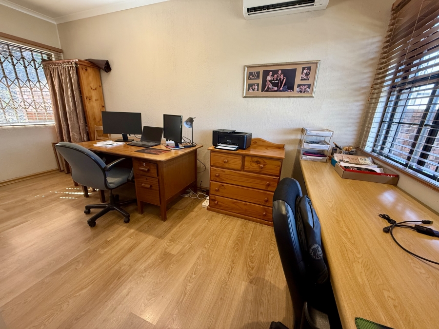 3 Bedroom Property for Sale in Kenmare Gauteng