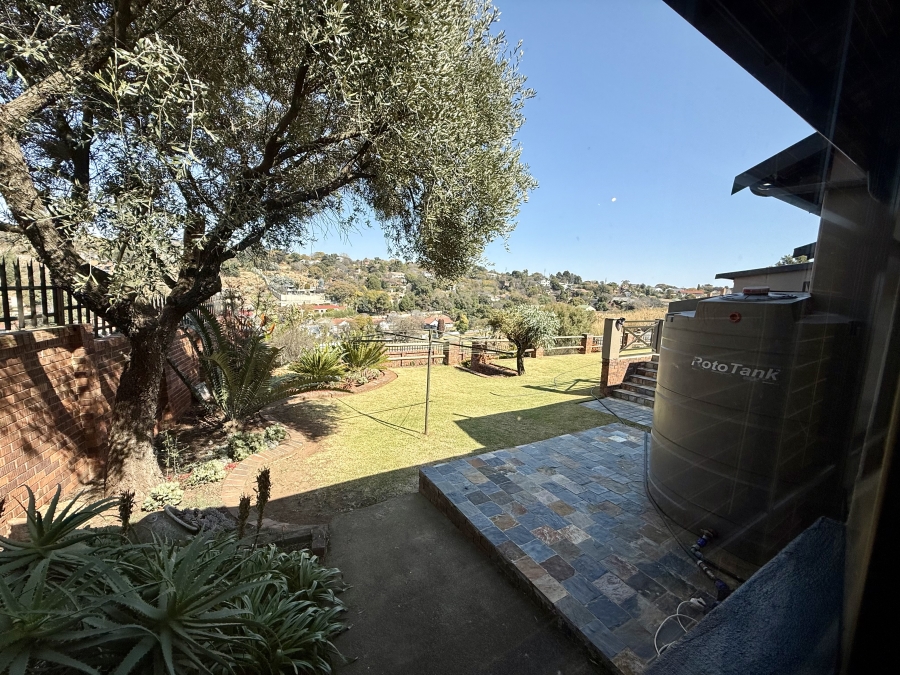 3 Bedroom Property for Sale in Kenmare Gauteng