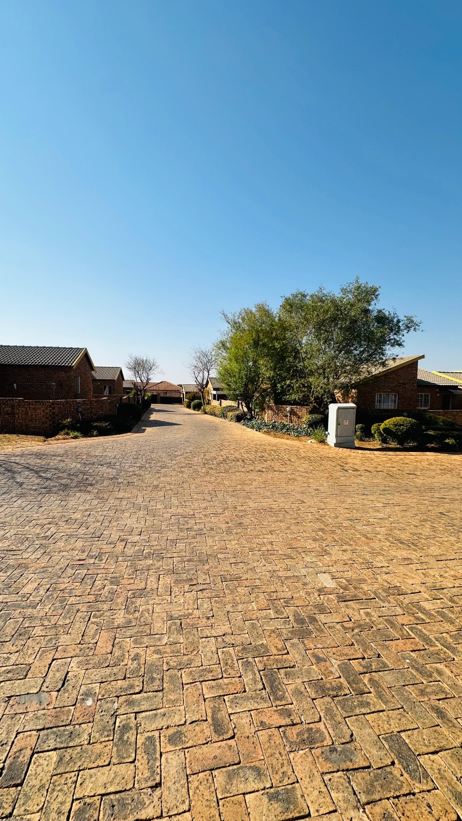 3 Bedroom Property for Sale in Carlswald Gauteng