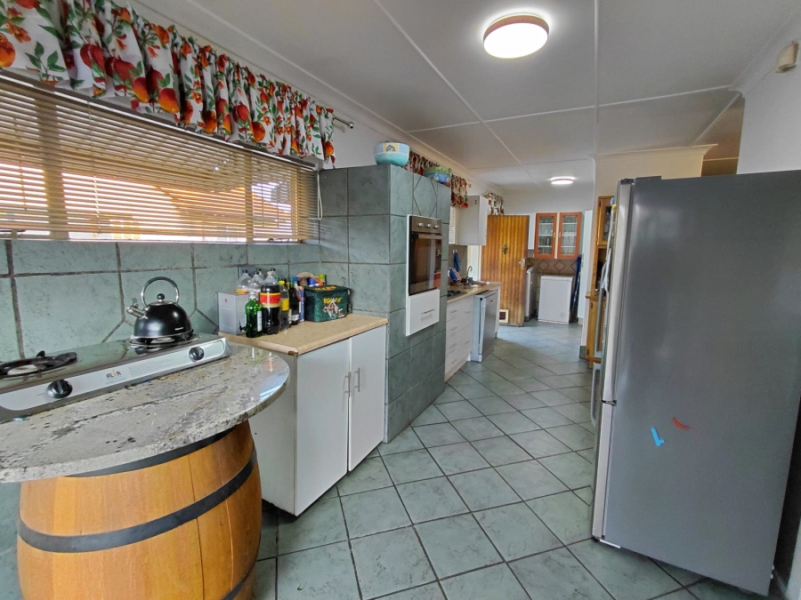 4 Bedroom Property for Sale in Dalpark Proper Gauteng