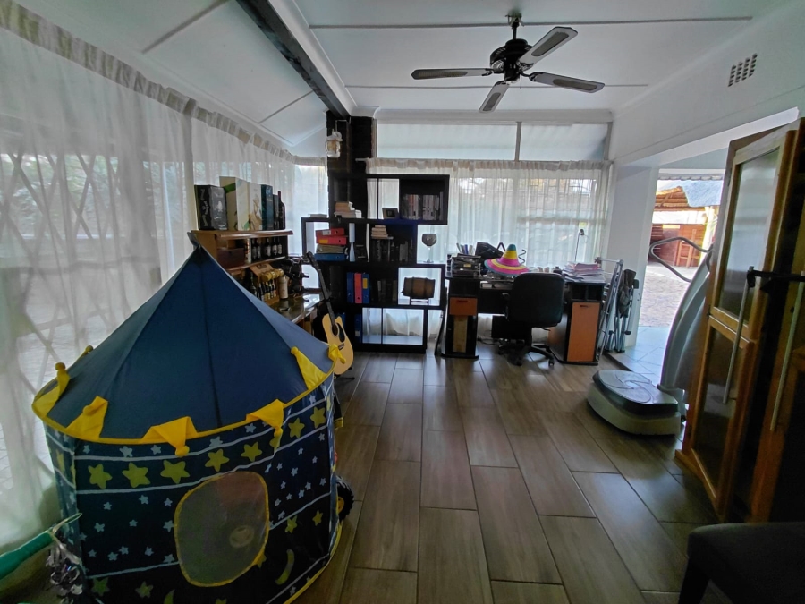 4 Bedroom Property for Sale in Dalpark Proper Gauteng