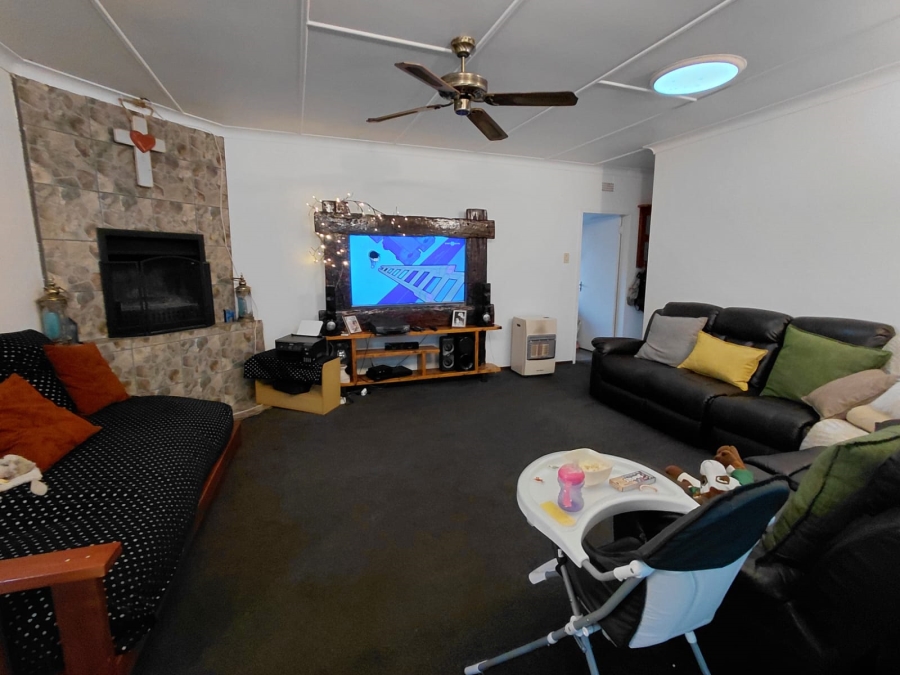 4 Bedroom Property for Sale in Dalpark Proper Gauteng
