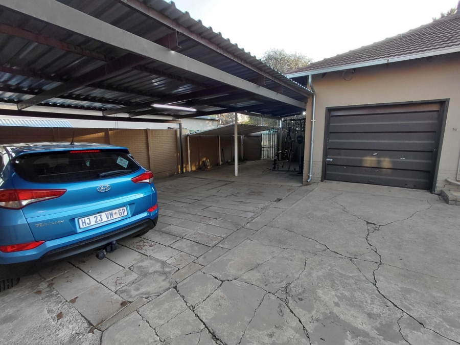 4 Bedroom Property for Sale in Dalpark Proper Gauteng