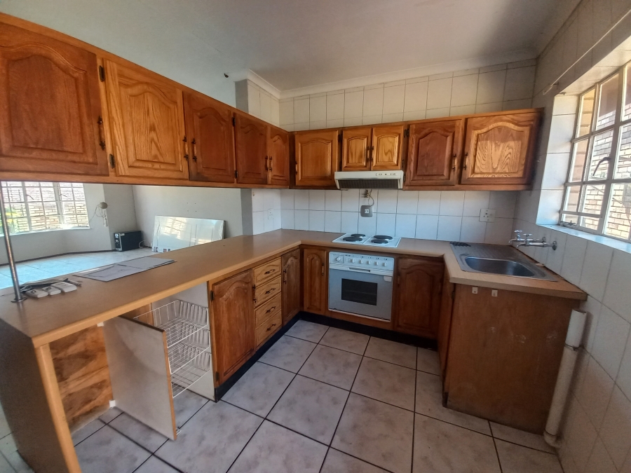 2 Bedroom Property for Sale in Croydon Gauteng