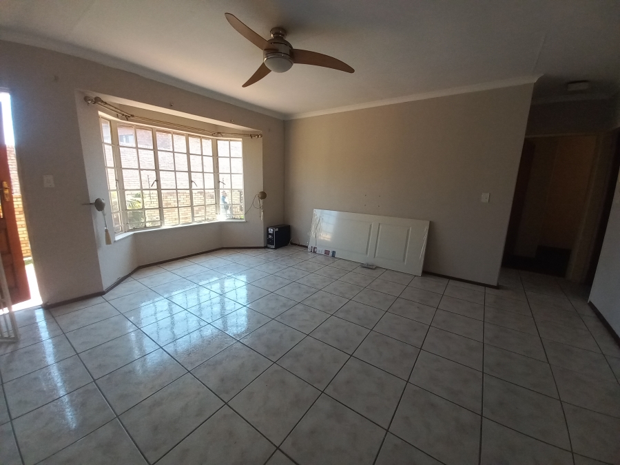 2 Bedroom Property for Sale in Croydon Gauteng