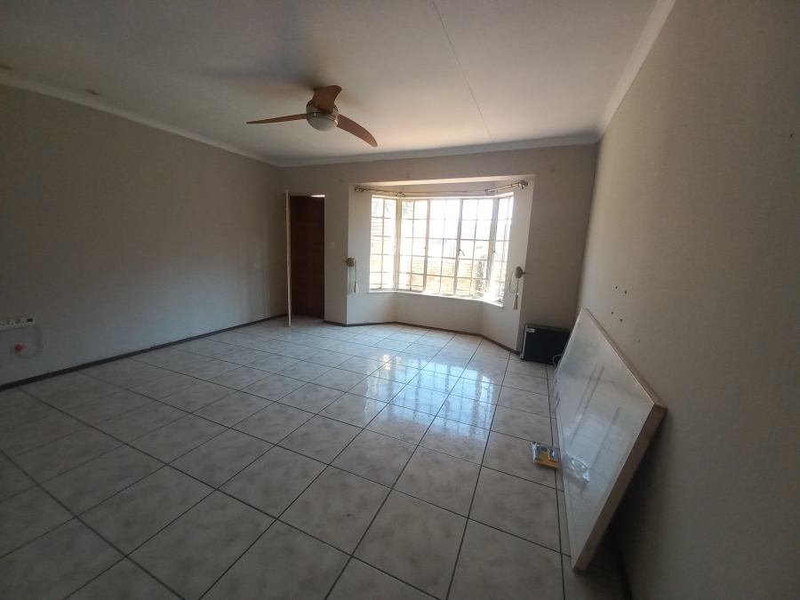 2 Bedroom Property for Sale in Croydon Gauteng