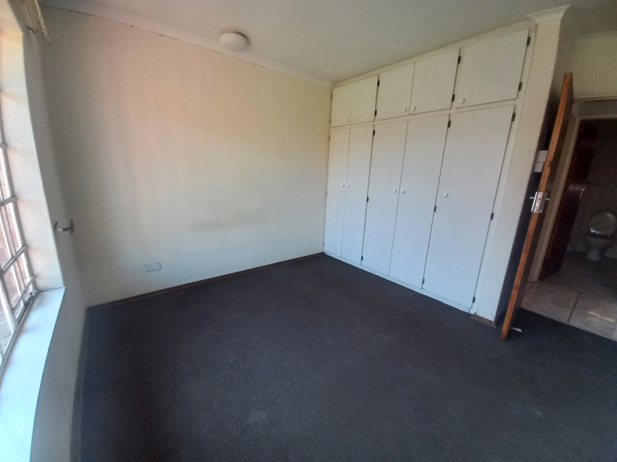 2 Bedroom Property for Sale in Croydon Gauteng