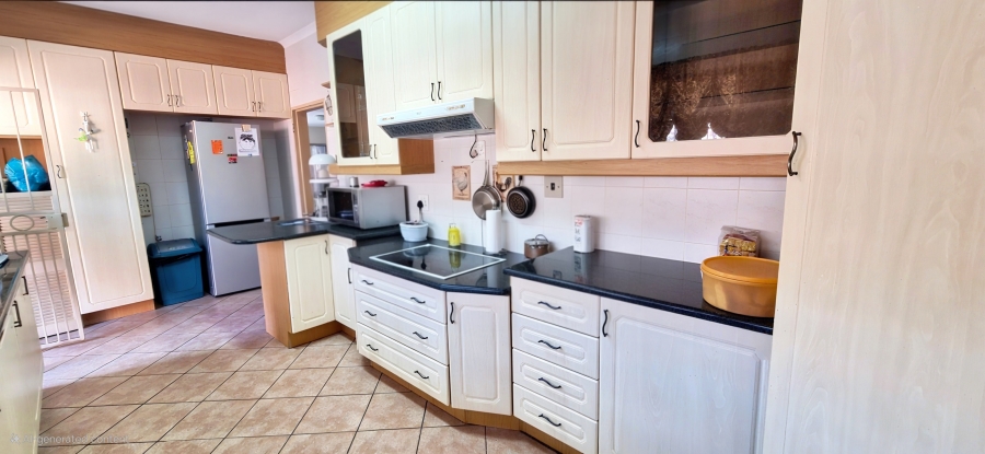 3 Bedroom Property for Sale in Magalieskruin Gauteng