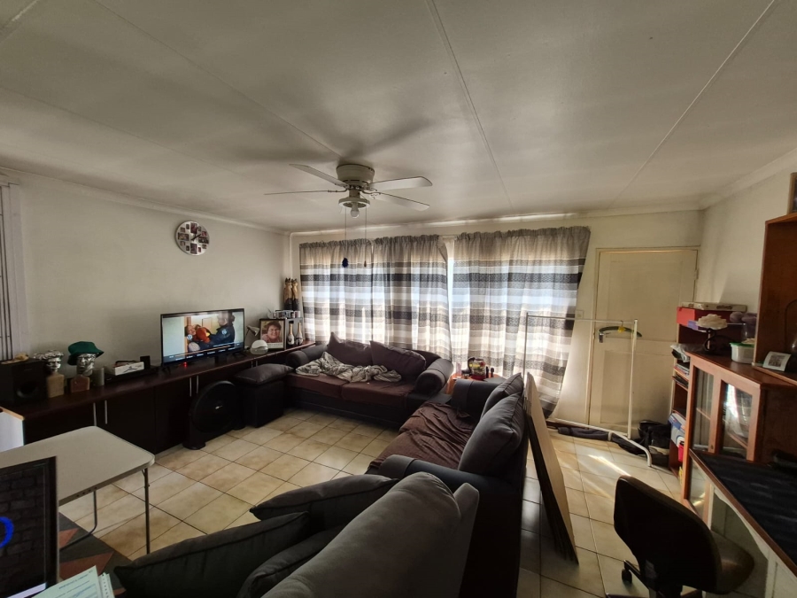 To Let 3 Bedroom Property for Rent in Doornpoort Gauteng